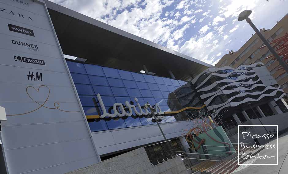 Centro Comercial Larios Centro, Tryp Málaga Alameda Hotel, Acessoria Cristóbal Rengel, Fuentes & Conselheiros Advogados, Acessoria AFHA Málaga